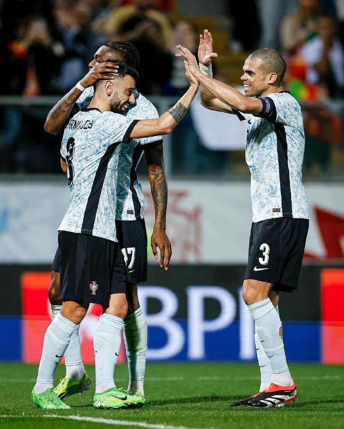 熊猫TV-葡萄牙战胜瑞典，赢得晋级机会