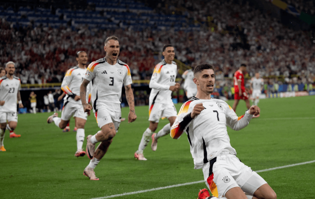 熊猫体育app-德意志队长领导球队在欧国联比赛中打入重要进球