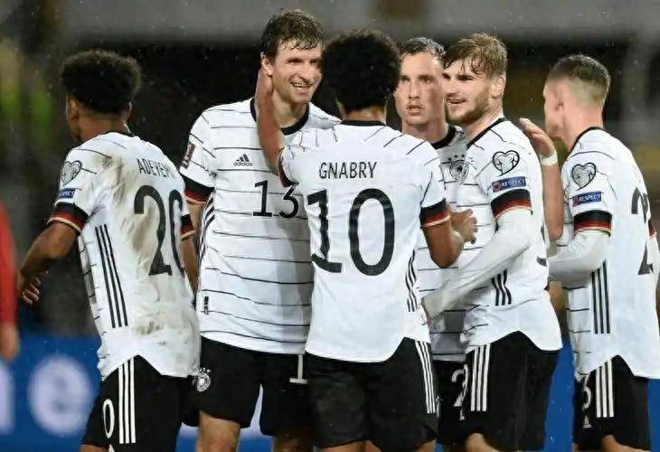 德意志队长领导球队在欧国联比赛中打入重要进球 德意志队长领导球队在欧国联比赛中打入重要进球