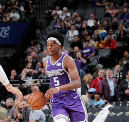 爵士横扫国王,取得五连胜 爵士横扫国王,取得五连胜