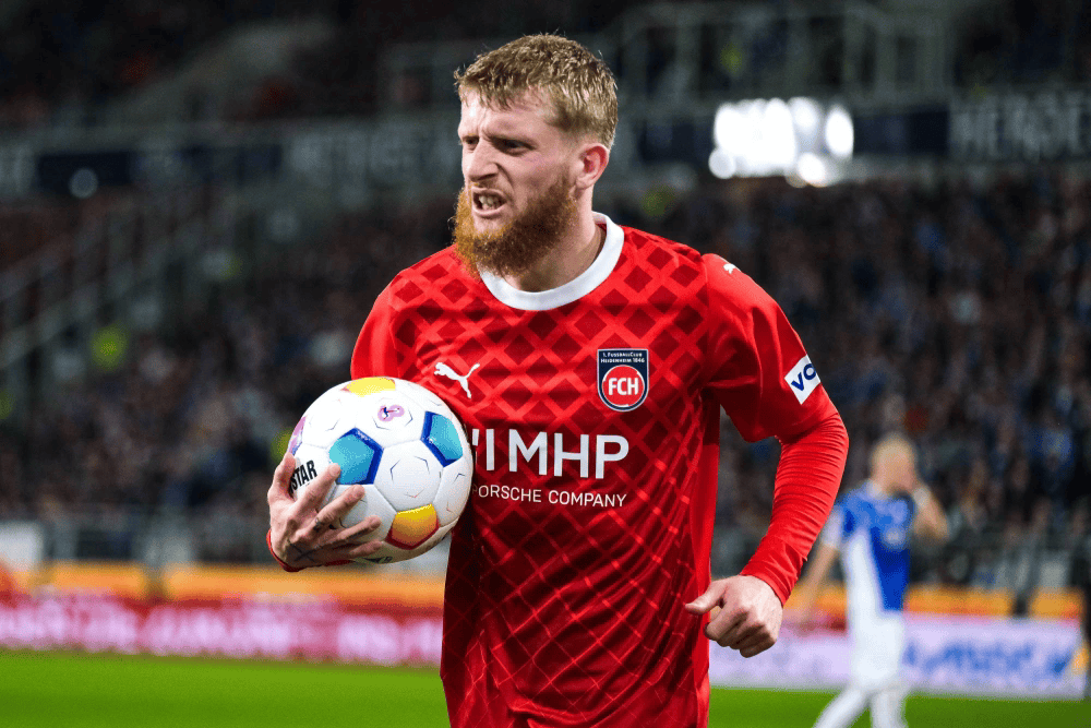 防线稳固!沃尔夫斯堡主场零封对手 防线稳固!沃尔夫斯堡主场零封对手