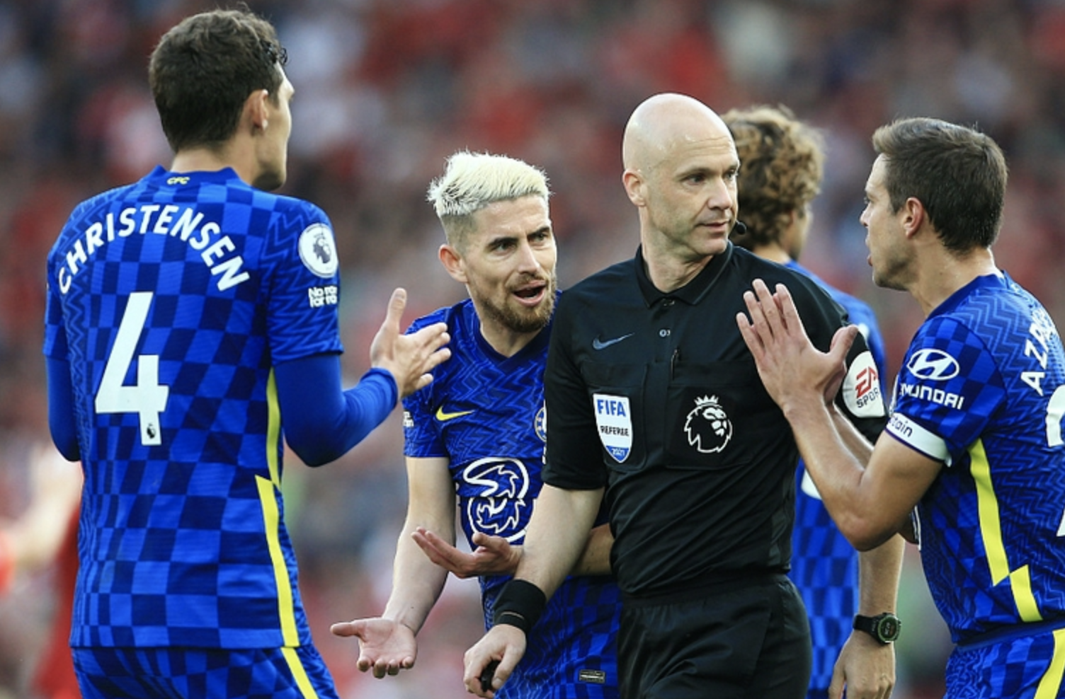 熊猫直播tv-阿维罗客场惨遭重创，需要反思问题